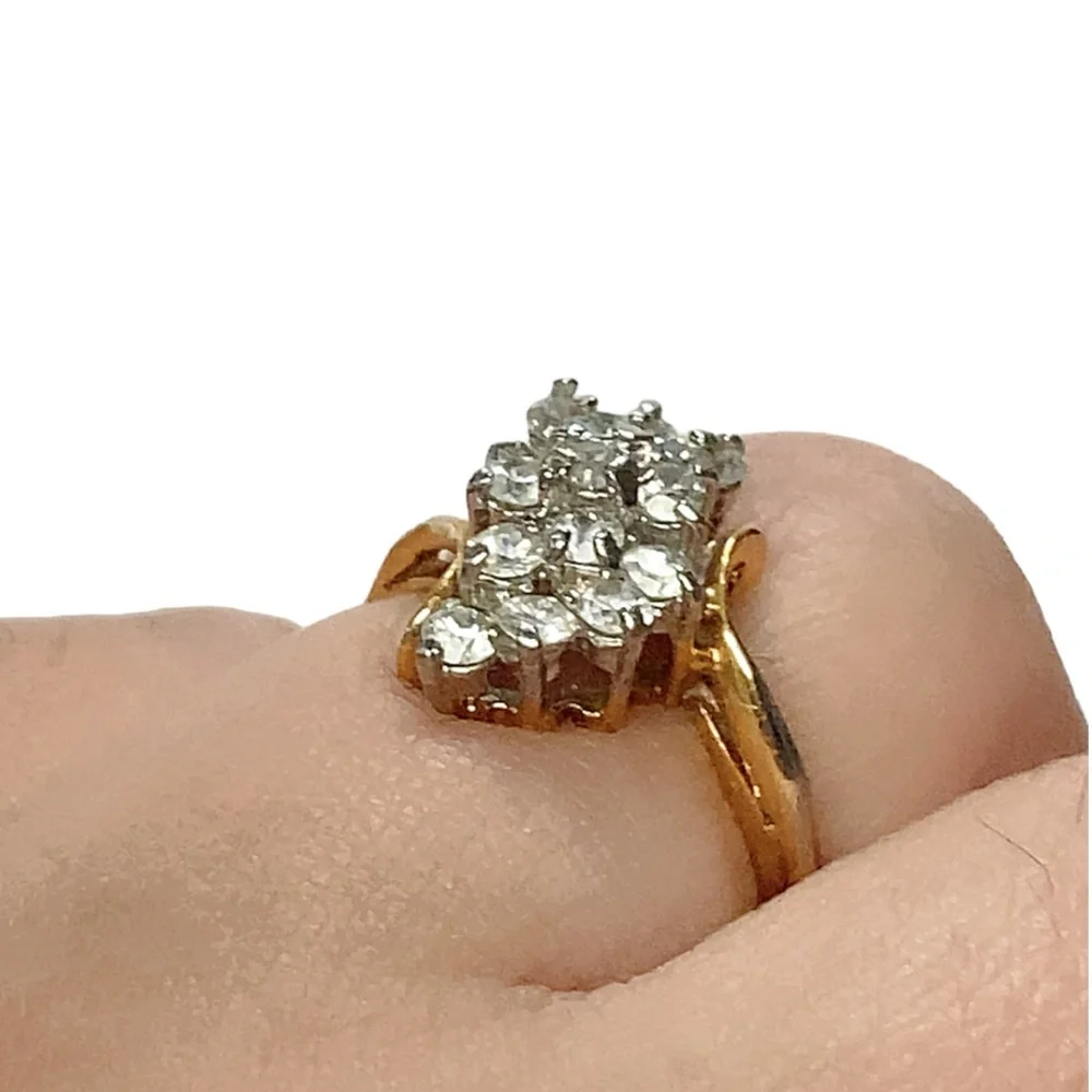 Gold Tone Waterfall‎ Rhinestone Ring Sz 6.5